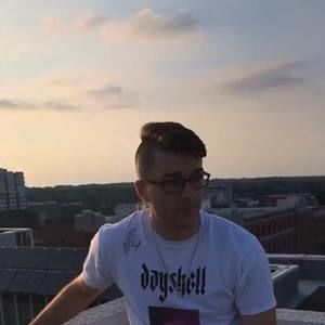 Meet your Posher, Andrew